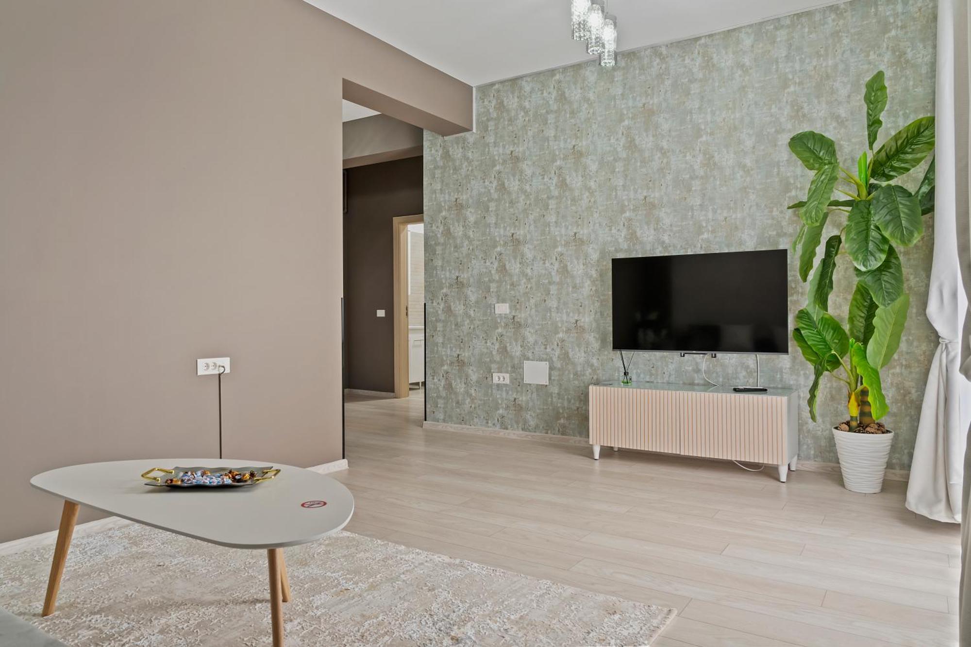 My Home Is Your Home Bukares Bagian luar foto